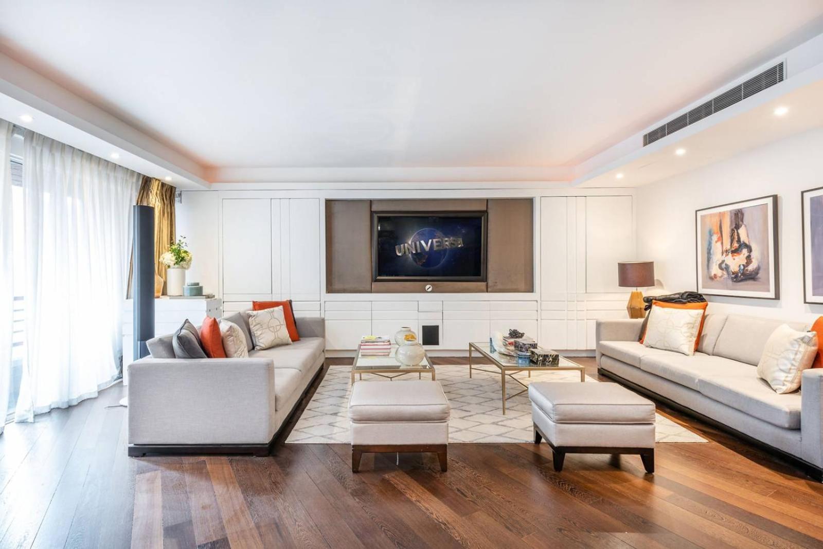 Super Luxury Stylish Large Mayfair 2500sqft * London