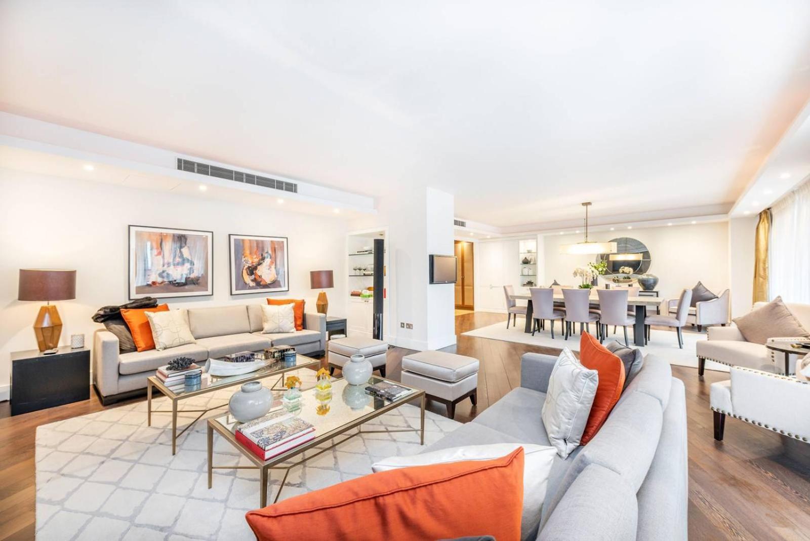 Super Luxury Stylish Large Mayfair 2500sqft Apartment